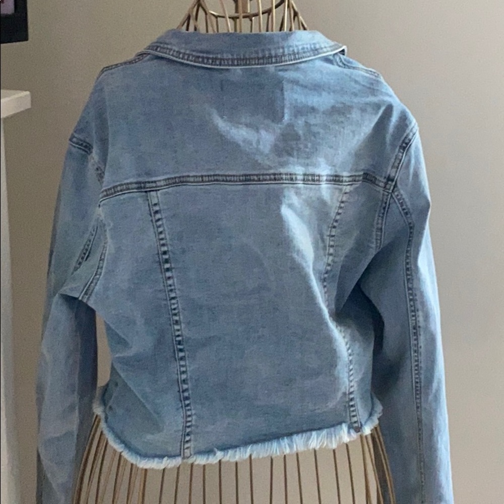 cropped denim jacket - Picture 2 of 3